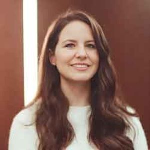 Meet your Posher, Deandra